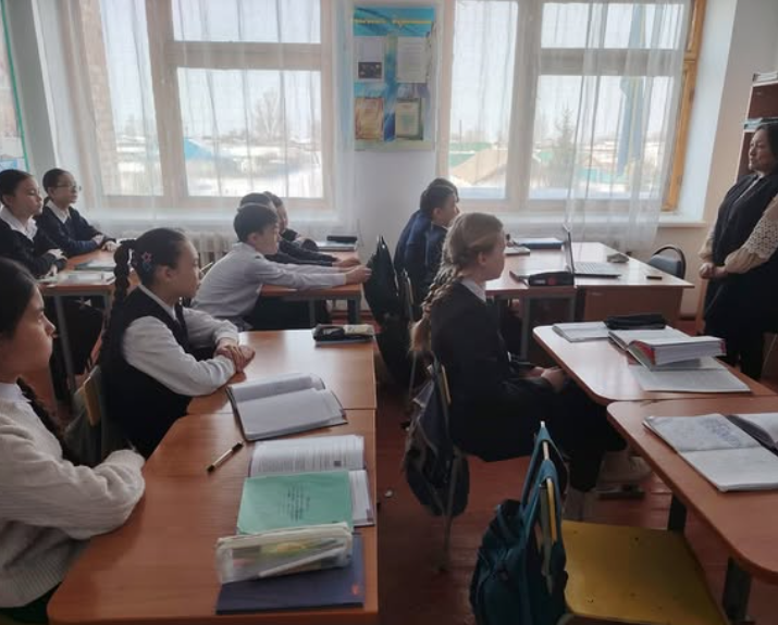 7-сынып оқушыларына "Өз құқығыңды білесің бе?", балалардың құқықтарын қорғау бойынша «111» байланыс орталығының қызметі тақырыбында түсінік жұмысы жүргізіліп, буллинг пен зорлық-зомбылықтың алдын алу бойынша бейнеролик көрсетілді.  Мақсаты: құқықтық